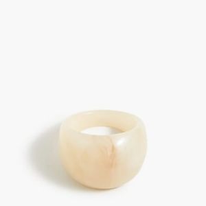 ROUND RESIN RING